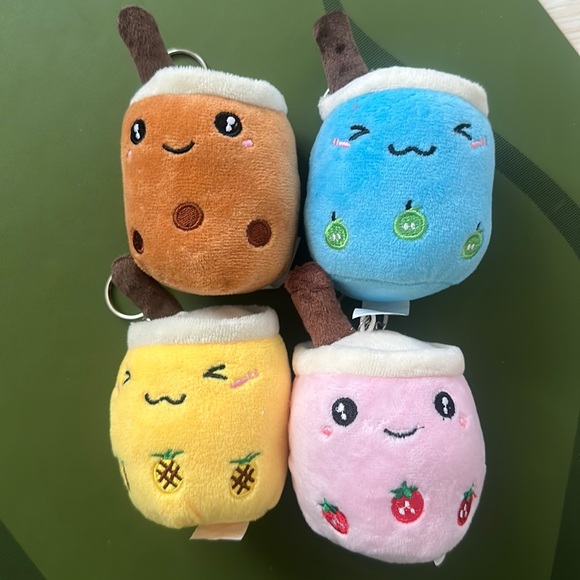 Boba Plushie Keychain - Picture 3 of 3